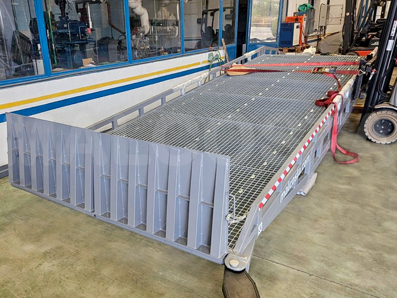 mobile loading ramp 